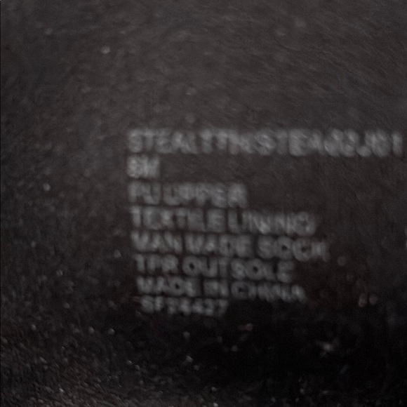 Elegant Black Women's Boots - Picture 4 of 5